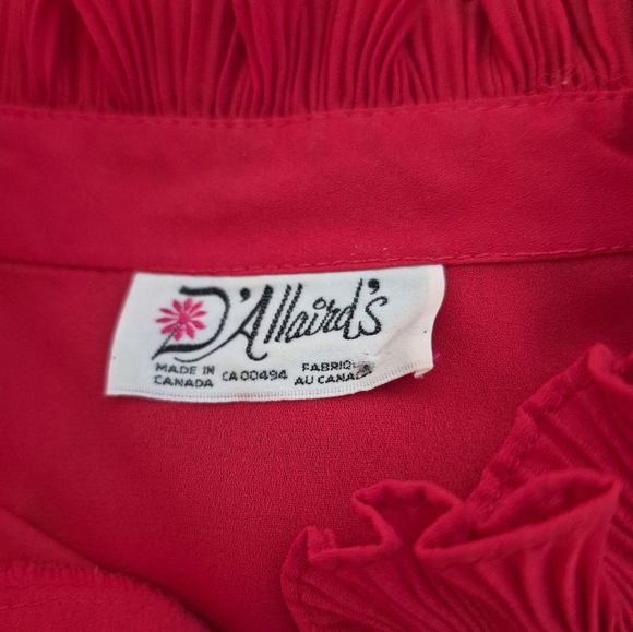 Pretty Red Vintage Blouse with Ruffle Detail D'Allaird's - Picture 7 of 7